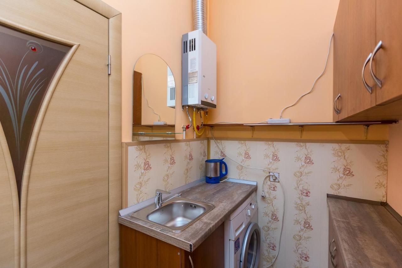 Квартира В Центрі Подобово На Вулиці Коперника 26 Біля Палацу Мистецтв Lviv Ngoại thất bức ảnh