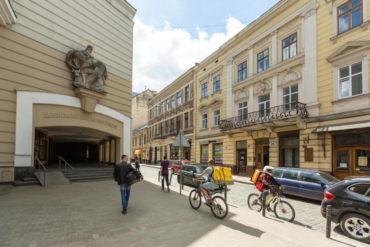 Квартира В Центрі Подобово На Вулиці Коперника 26 Біля Палацу Мистецтв Lviv Ngoại thất bức ảnh