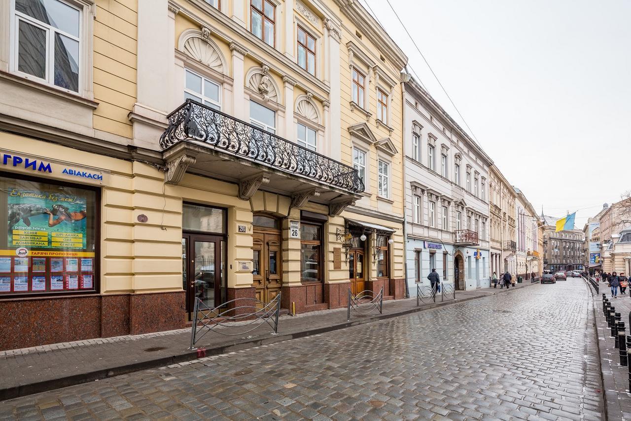 Квартира В Центрі Подобово На Вулиці Коперника 26 Біля Палацу Мистецтв Lviv Ngoại thất bức ảnh